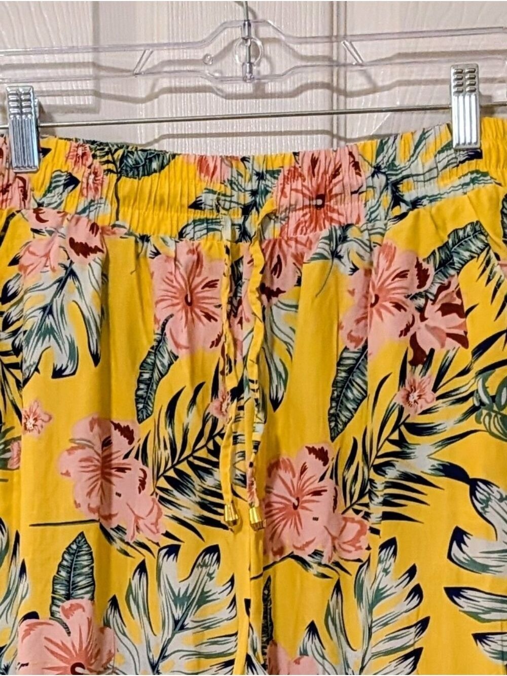 Yellow Tropical Floral Wide Leg Pants - Picture 3 of 5